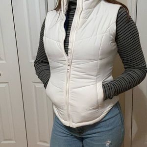 Aeropostale puffer vest